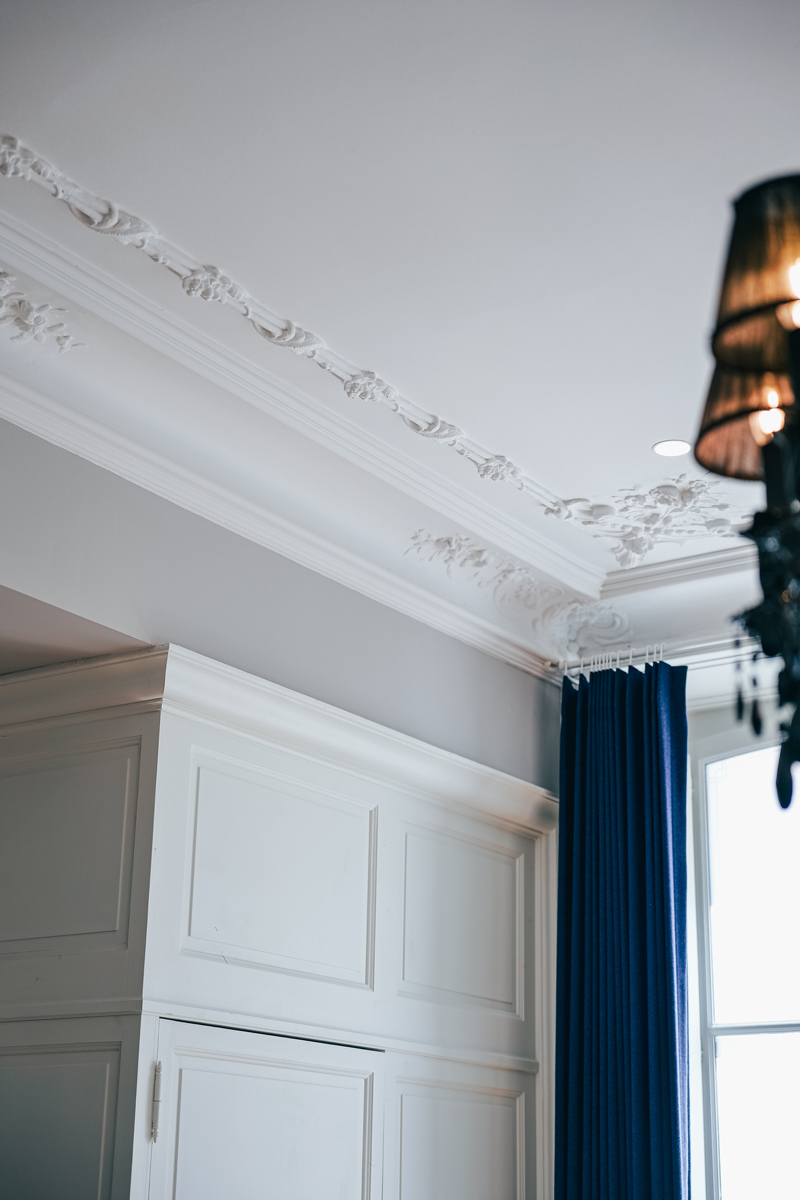 Restauration_reproduction_incrustation_moulures_ecoincons_platrerie_traditionnelle_hotel_villa_grand_voile