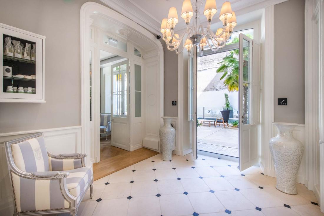 restauration_corniches_platre_hotel_villa_grand_voile_la_rochelle_la_gypserie