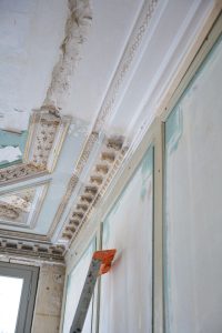 Reproduction à l'identique des corniches abimées du musée de pierre loti rochefort