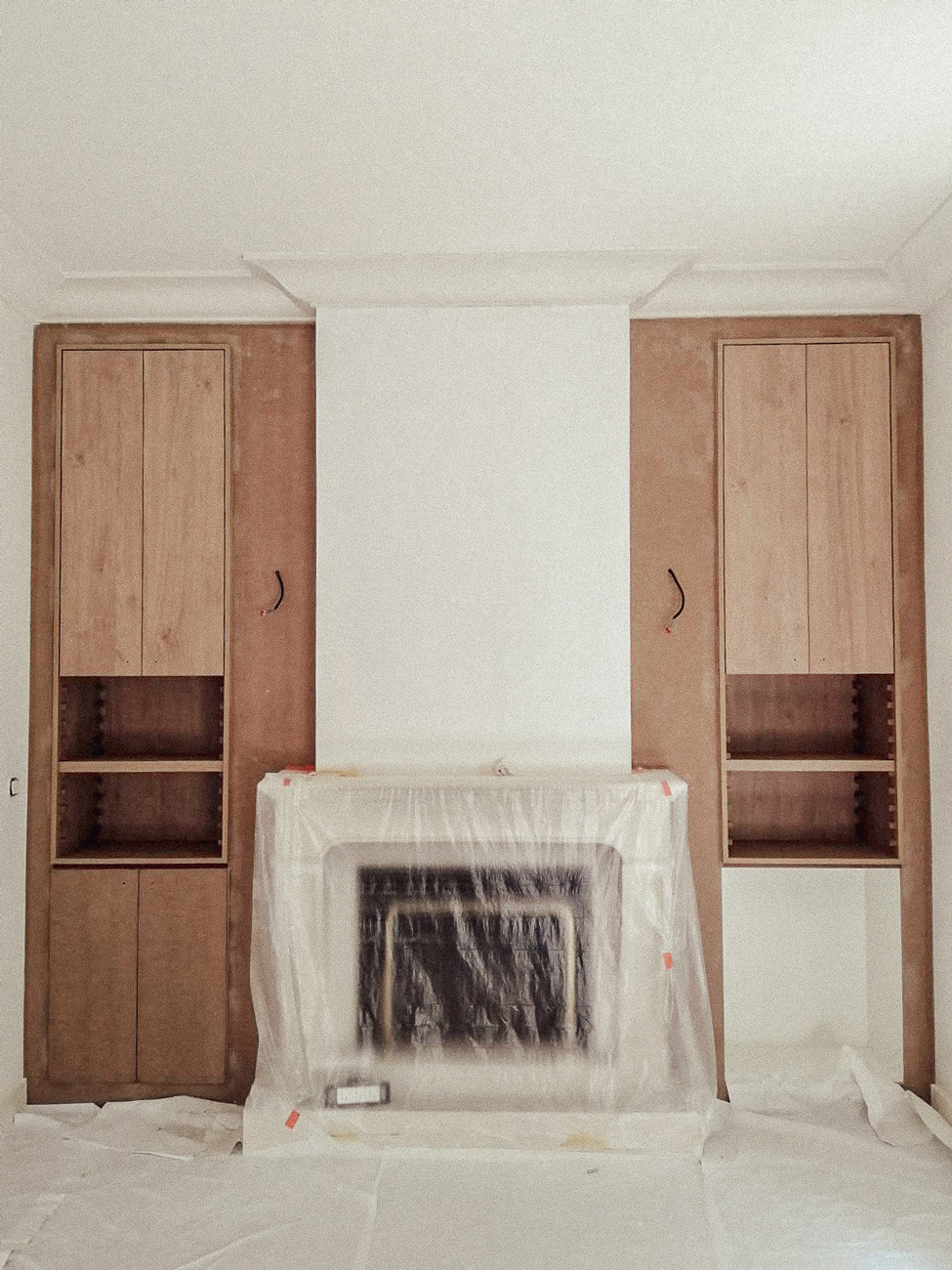 creation_bibliotheque_avec_led_habillage_corniches_staff