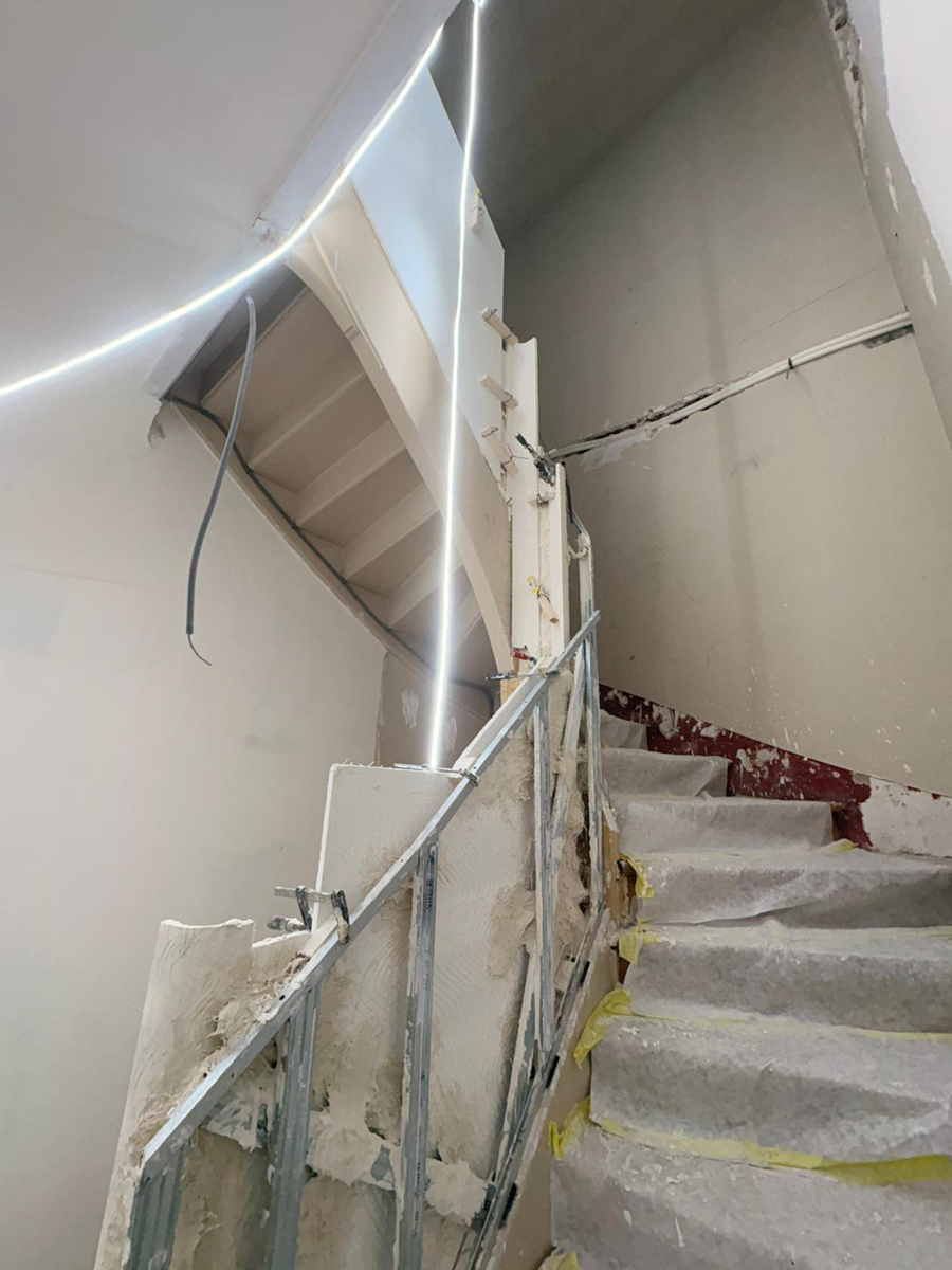 creation_structure_placo_platre_rambarde_escalier_staff