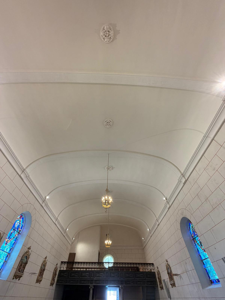 Eglise_saint_martin_d_aunis_apres_renovation_voute_platrerie_traditionnelle_la_gypserie